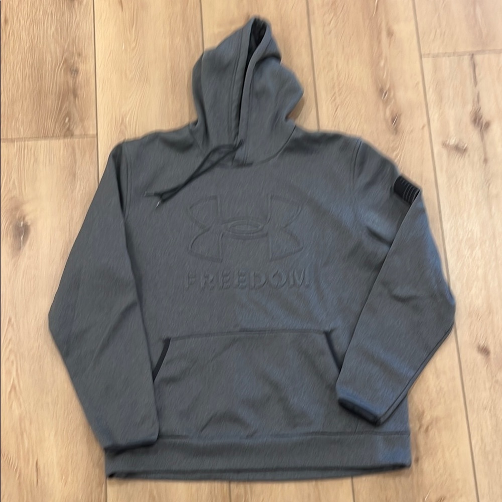 Under Armour Men's Charcoal Hoodie